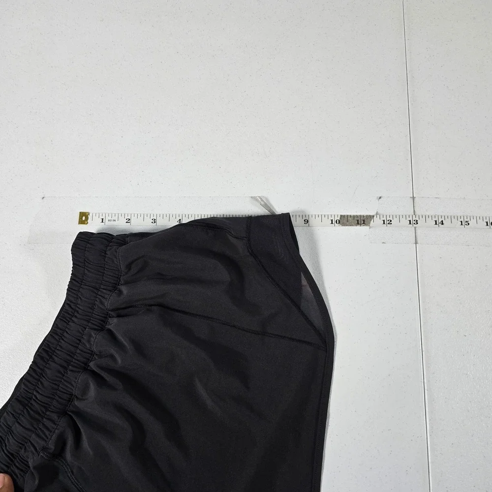 Lululemon Hotty Hot Short II Black Mesh Running Shorts Womens 10 LW7ARKR
